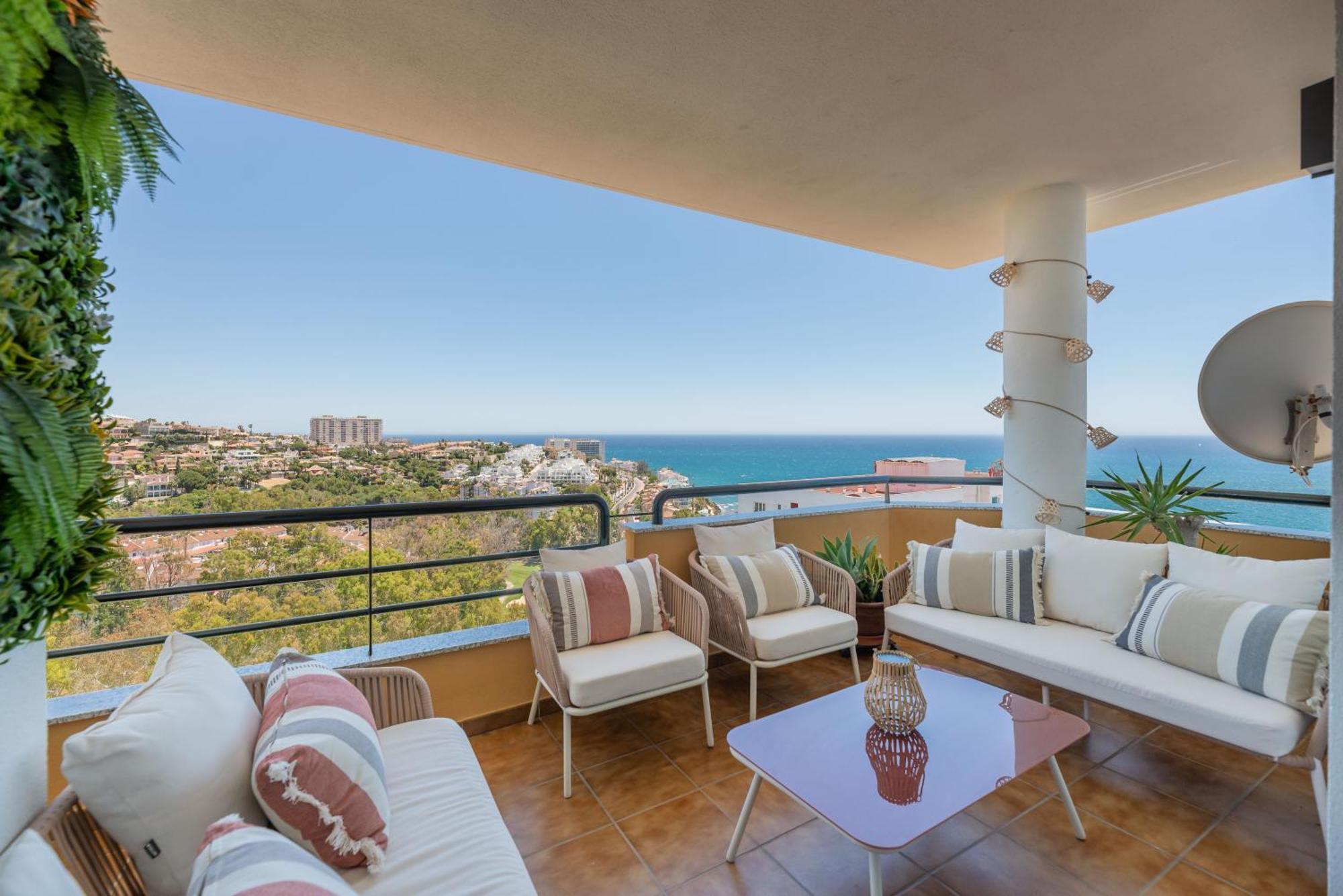 Apartmán Luxury 4Bdr Penthouse With Sea Views Benalmádena Exteriér fotografie